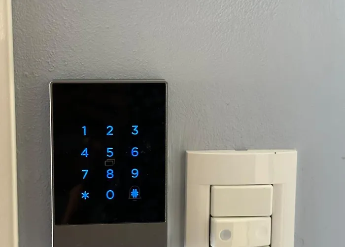 Sea Breeze 公寓 希马拉