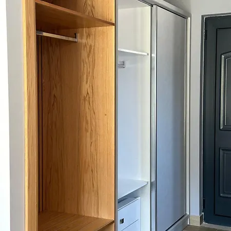 Sea Breeze Apartment