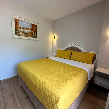 Sea Breeze Himare